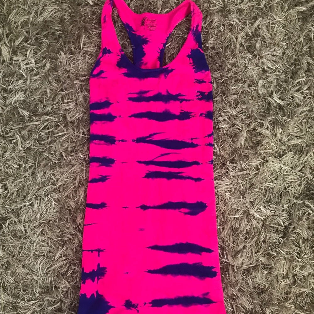 One size fits all- but really like a medium